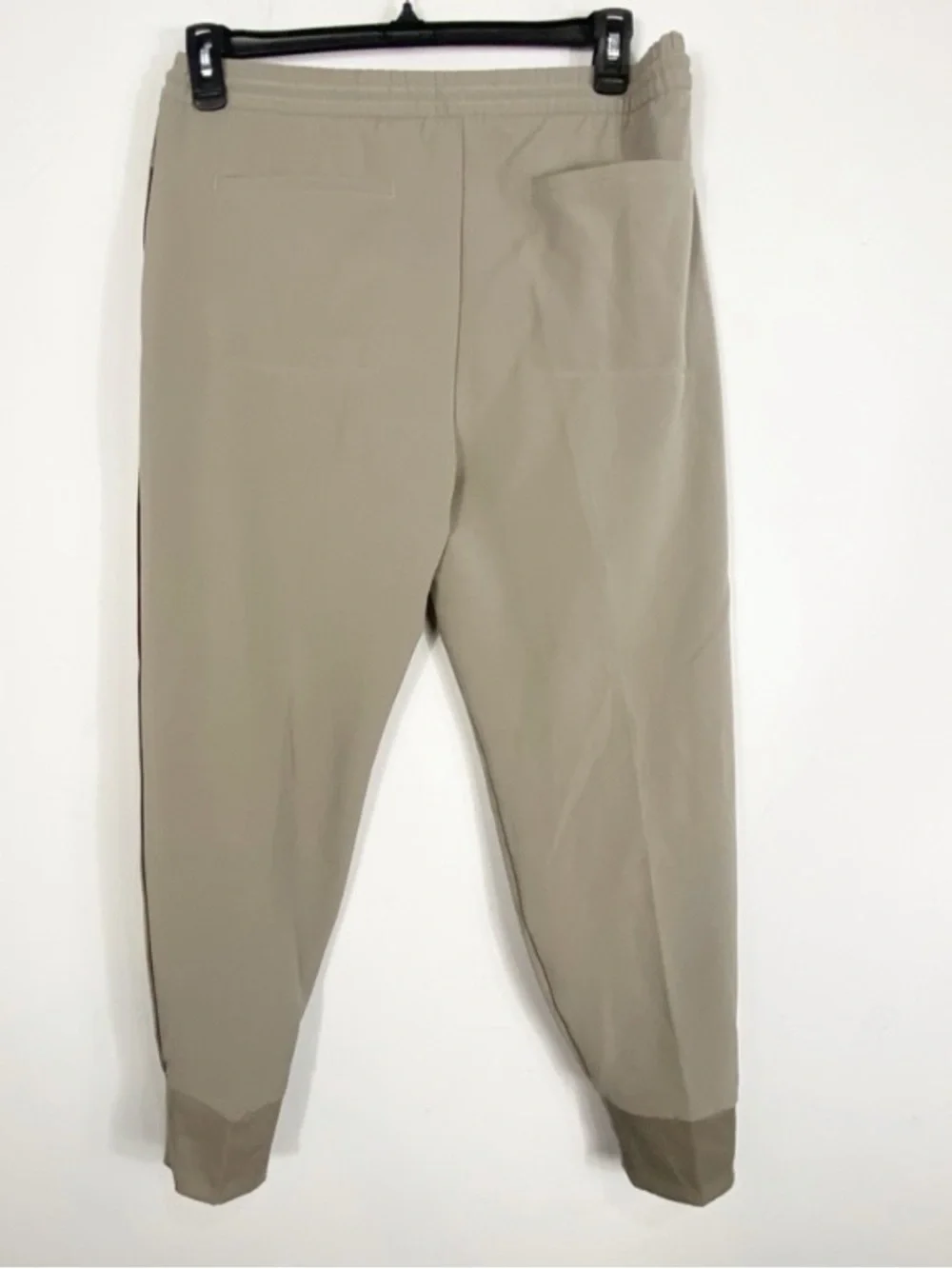 ATHLETA Endeavor Jogger Pant Buff Grey Size 12 - Picture 9 of 14
